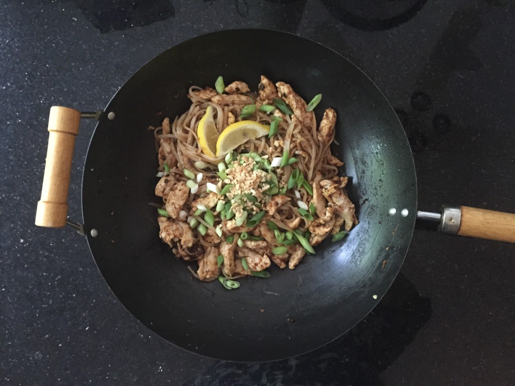 pad thai, wok, stir fry, dinner